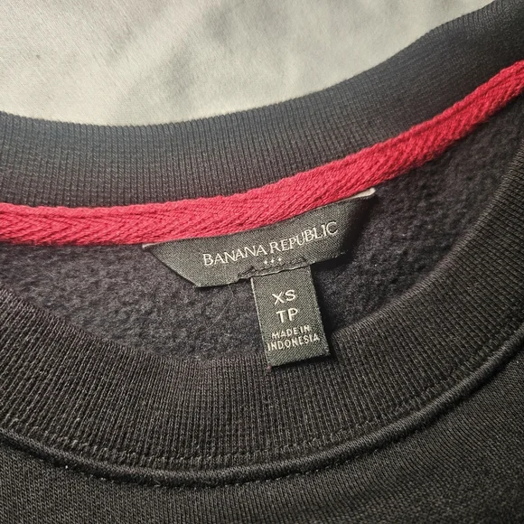 Banana Republic Black Sweatshirt Regular Fit - Picture 3 of 4